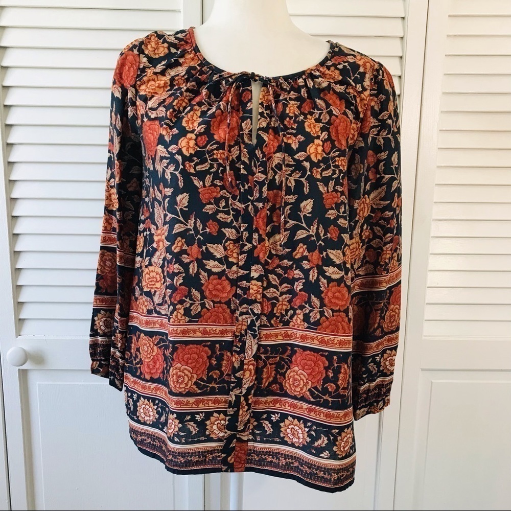 2/$50 LUCKY BRAND Bohemian Style V-Neck Blouse Size Small
